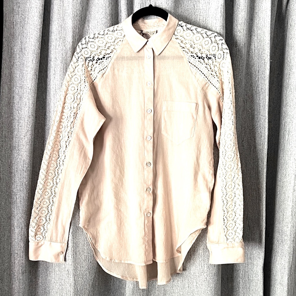 HOLDING HORSES for Anthropologie Beige Lace Blouse